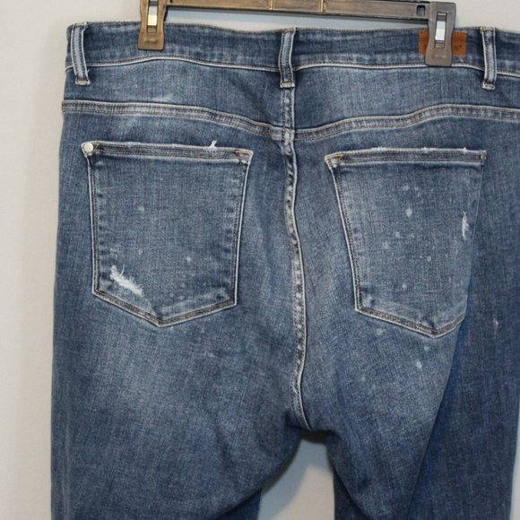 Judy Blue Destroyed Distressed Boyfriend Jeans Women's Plus Size 14W H11774 - Picture 7 of 12